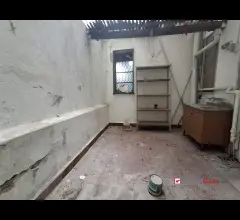 Appartamenti in Vendita - Deposito ad una luce zona centrale