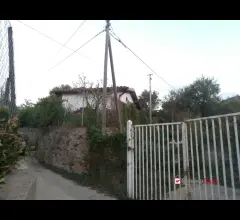 Appartamenti in Vendita - Sparta' casetta da ristrutturare con terreno rif. vs287