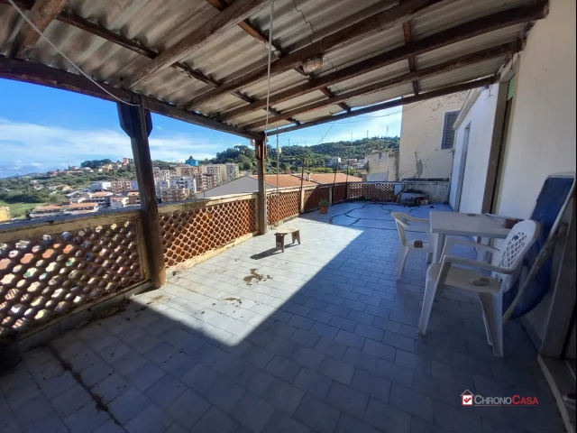 Appartamenti in Vendita - Patti, panoramico quadrivani centro storico