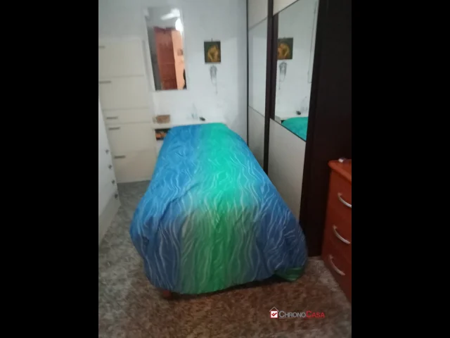 Appartamenti in Vendita - Ampio quadrivani a pochi metri dal mare