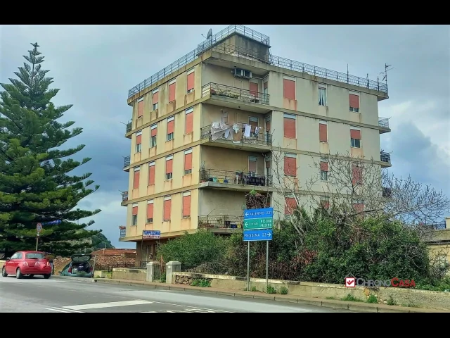 Appartamenti in Vendita - Saponara, pressi casello,3 vani e servizi ottime condizioni