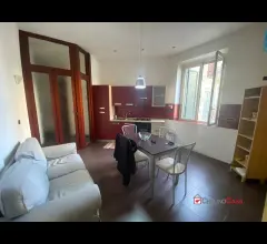 Stanza per studentessa pressi viale san martino