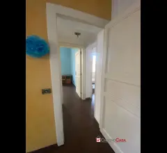 Appartamenti in Vendita - Stanza per studentessa pressi viale san martino