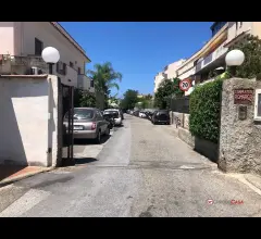 Rometta mare 150 mq di appartamento in villa p.t giardino