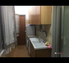 Appartamenti in Vendita - Gazzi, fronte policlinico, 3 vani cucina e wc