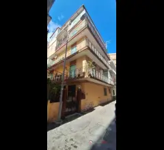 Svincolo gazzi, comodo trivani e servizi