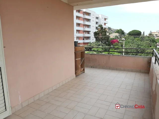 Mili moleti, piccolo trivani