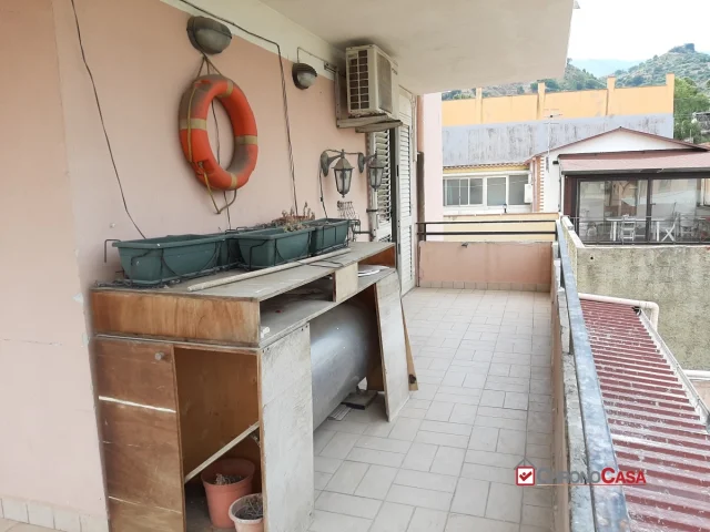 Appartamenti in Vendita - Mili moleti, piccolo trivani
