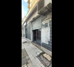 Appartamenti in Vendita - Viale italia, locale commerciale di 110 mq con retro bottega