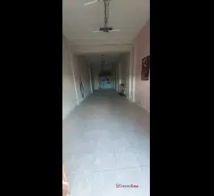 Appartamenti in Vendita - Viale italia, locale commerciale di 110 mq con retro bottega