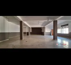 Appartamenti in Vendita - Zona via la farina, funzionale edificio, 650mq più terrazzo