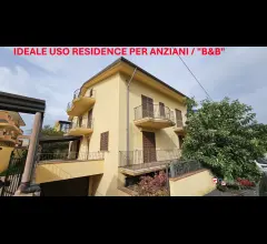 Appartamenti in Vendita - Villa singola su 3 piani. ideale a strutture ricettive