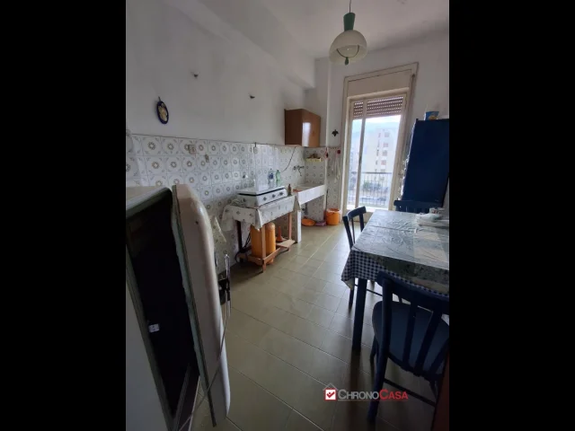 Appartamenti in Vendita - Luminoso bivani + servizi contesse