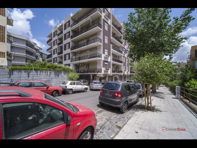 Appartamenti in Vendita - Piazza castronovo, bivani uso transitorio