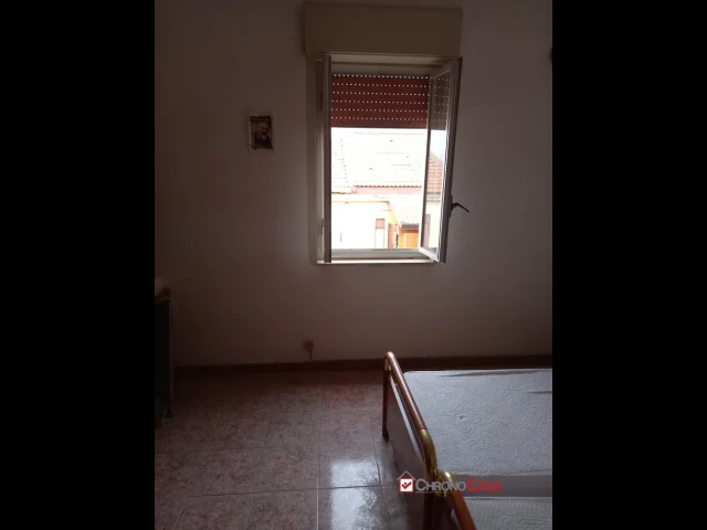 Appartamenti in Vendita - C/o collereale semi indipendente 2 vani arredato ristrutturato