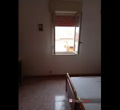 Appartamenti in Vendita - C/o collereale semi indipendente 2 vani arredato ristrutturato
