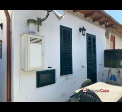 Appartamenti in Vendita - Contesse, semindipendente con spazio esterno