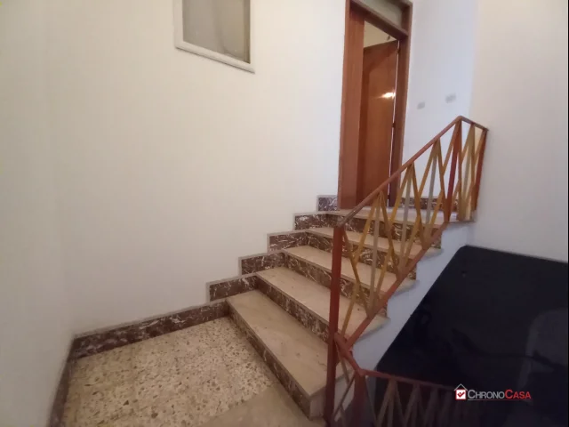 Appartamenti in Vendita - Appartamento da ristrutturare mq 148 centro storico