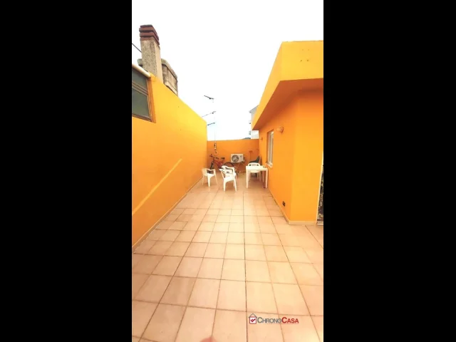 Appartamenti in Vendita - Villafranca, indipendente su 2 livelli 3 vani 2wc e terrazza