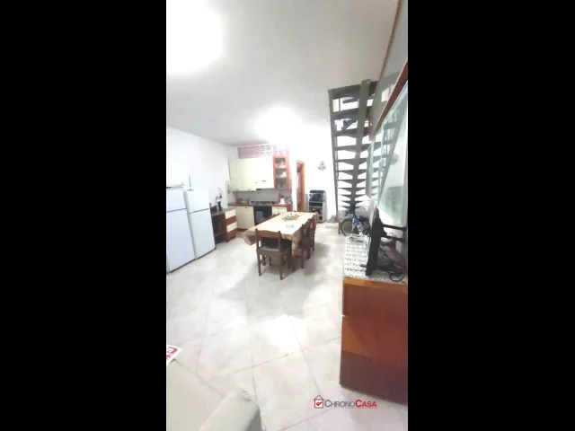 Appartamenti in Vendita - Villafranca, indipendente su 2 livelli 3 vani 2wc e terrazza