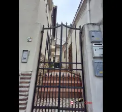 Appartamenti in Vendita - Bordonaro, soluzione semindipendente 3 vani + servizi