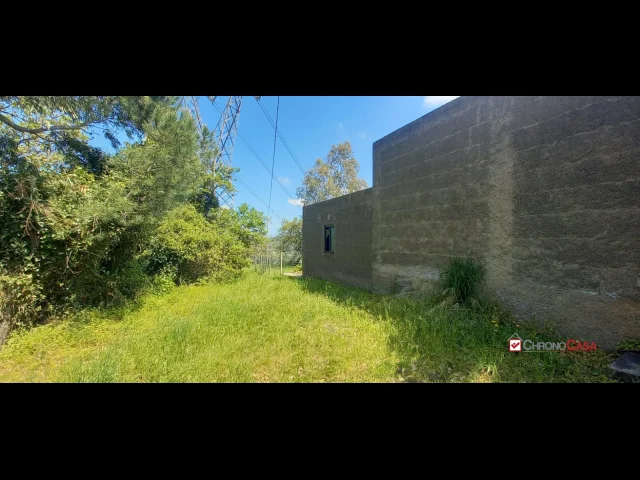Appartamenti in Vendita - Barcellona p.g,terreno di 3000 mq con deposito di circa 40mq