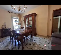 Appartamenti in Vendita - Luminoso trivani villaggio aldisio, arredato
