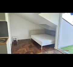 Appartamenti in Vendita - Rifinito attico con ampi spazi esterni zona viale principe umberto