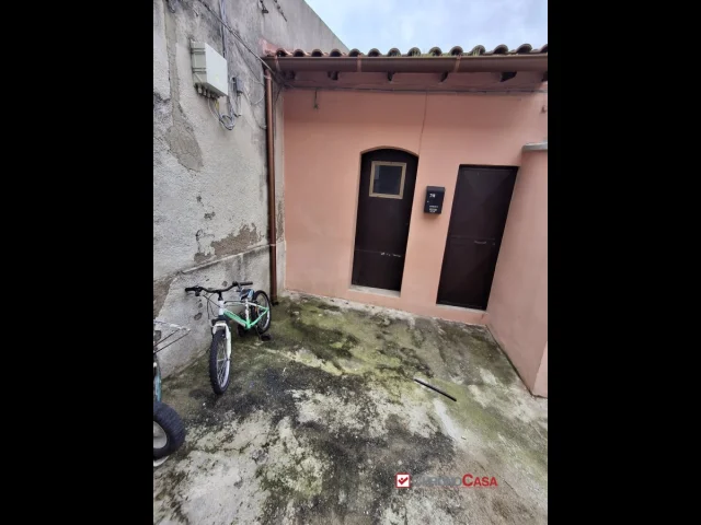 Appartamenti in Vendita - Indipendente zona santo