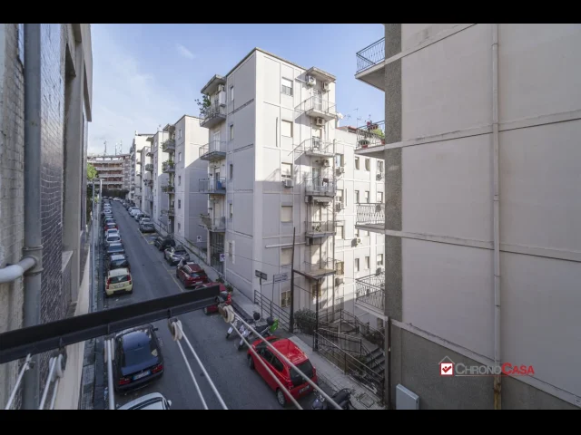 Appartamenti in Vendita - Via principessa mafalda, luminoso trivani