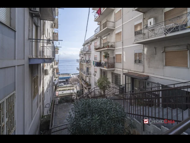 Appartamenti in Vendita - Via principessa mafalda, luminoso trivani