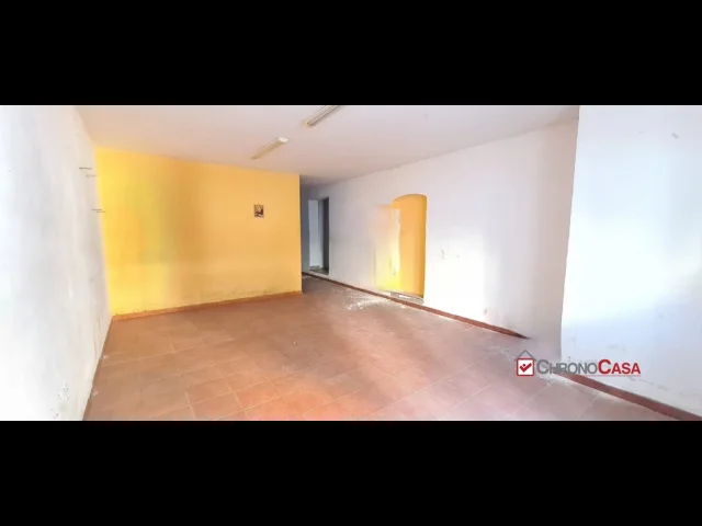 Deposito su strada trmestieri, pressi chiesa