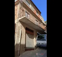 Appartamenti in Vendita - Alì, stabile semi indipendente di 80 mq più garage