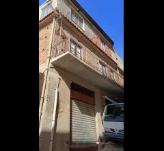 Appartamenti in Vendita - Alì, stabile semi indipendente di 80 mq più garage