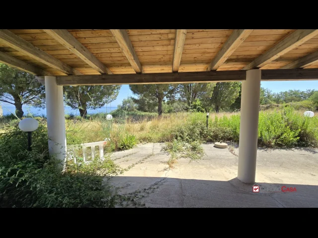 Appartamenti in Vendita - Tono, panoramica villa con 2200 mq di terreno