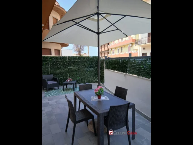 Appartamenti in Vendita - Venetico marina, appartamento con giardino. 4 posti letto
