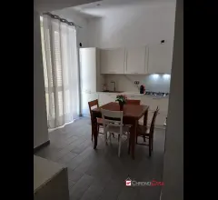 Appartamenti in Vendita - Venetico marina, appartamento con giardino. 4 posti letto