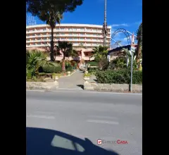 Appartamenti in Vendita - Portorosa, villetta a schiera con terreno