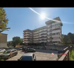 Svincolo me-centro,quadrivani e servizi con posto auto