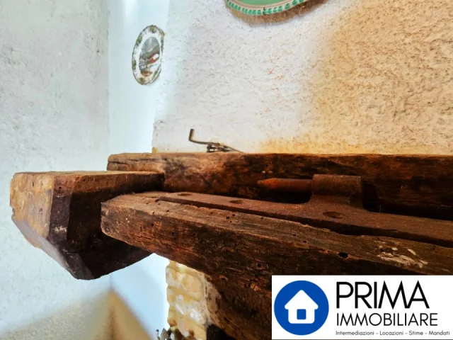 Appartamenti in Vendita - Appartamento ristrutturato con terreno, nella valle del serra
