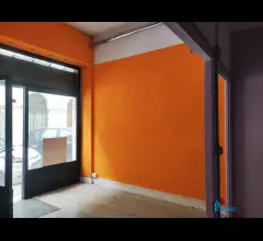 Centro:  locale commerciale fronte strada con  ottima visibilità