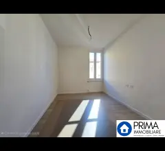 Piazza san francesco: luminoso appartamento ristrutturato con ottime finiture