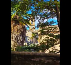 Appartamenti in Vendita - Appartamento con terrazzo abitabile vista duomo, zona centro storico