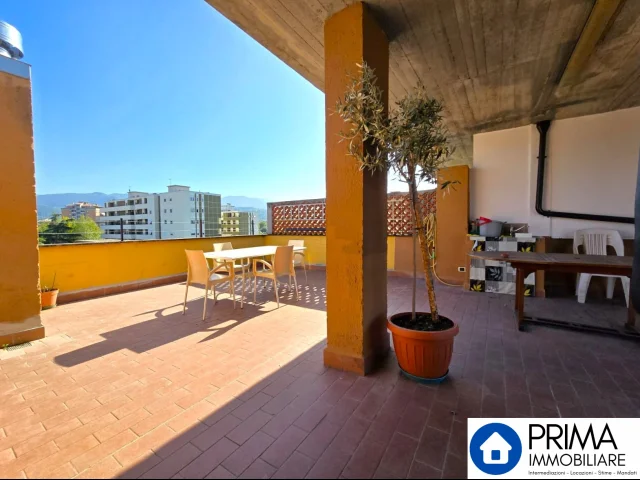 Appartamenti in Vendita - Moderno appartamento con strepitoso terrazzo, zona cospea