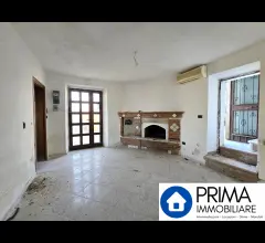Semi indipendente con terreno, nelle verde e ricercata zona di poscargano