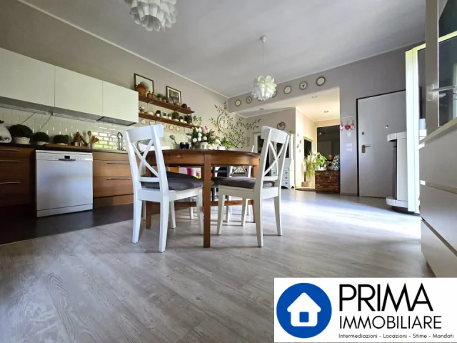 Appartamenti in Vendita - Appartamento ristrutturato in palazzina bifamiliare, zona borgo rivo