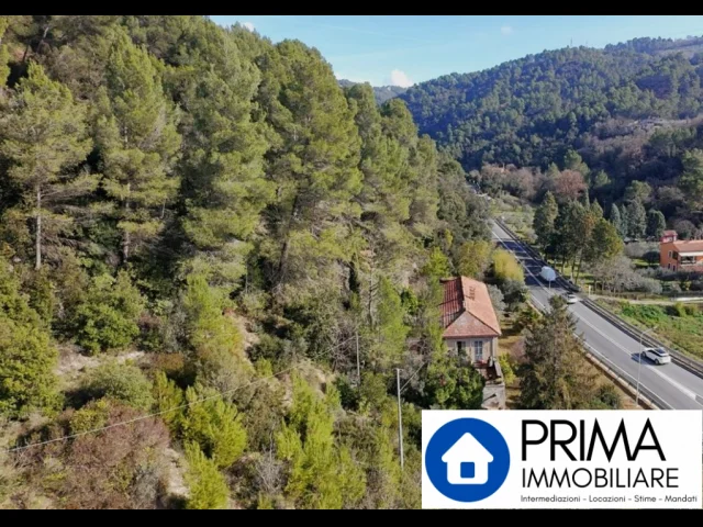 Appartamenti in Vendita - Casale indipendente con terreno, zona san carlo