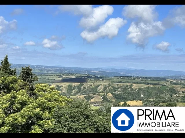 Appartamenti in Vendita - Casa semi indipendente, con vista panoramica sulla vallata