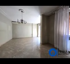 Appartamenti in Vendita - Appartamento in centro con 3 camere e doppi servizi, zona ztl