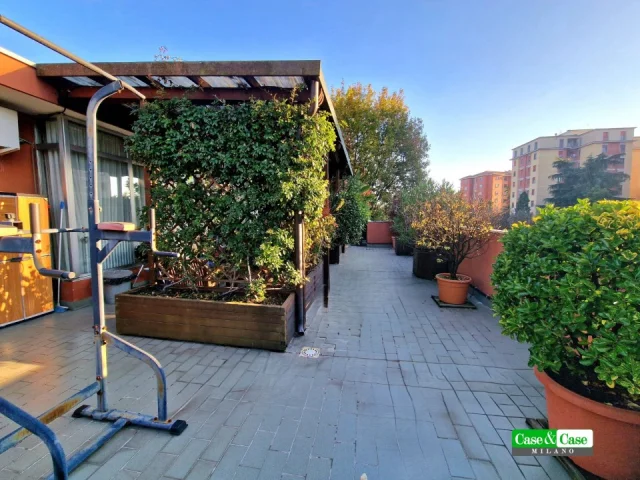 Appartamenti in Vendita - Mm4 frattini, attico con terrazza, box e posto auto coperto